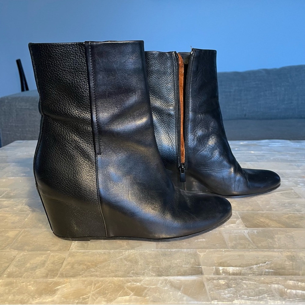 Vince Michela Black Wedge Leather Ankle Boots 9